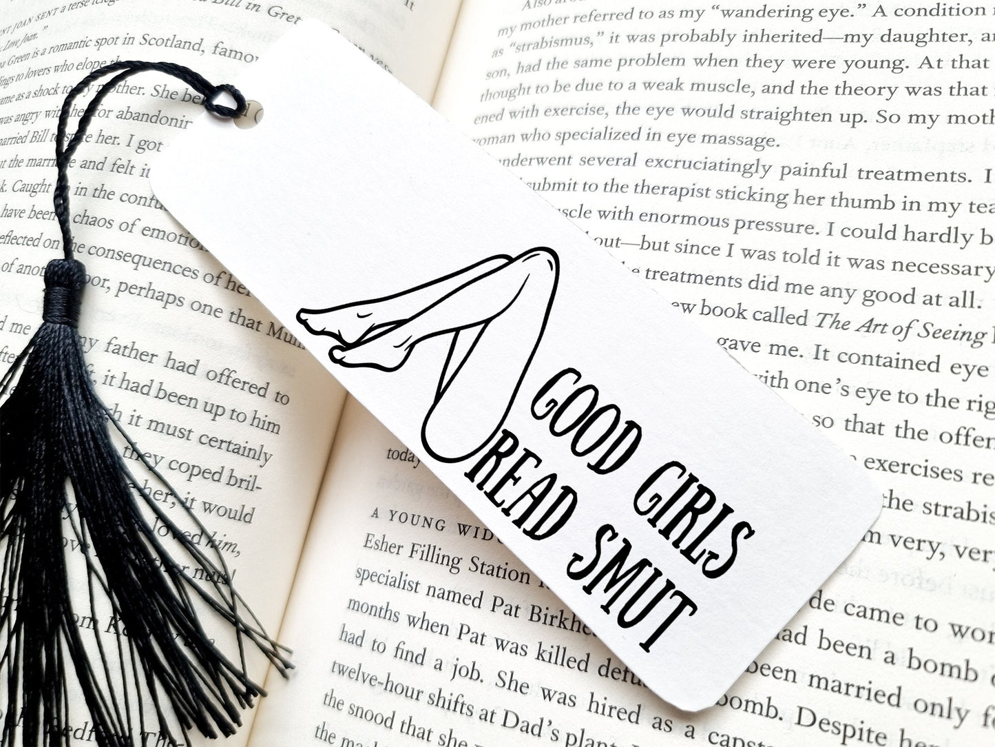 good girls read smut bookmark, dark romance, metal bookmark, reading, book lover gift, bookish, cute bookmarks