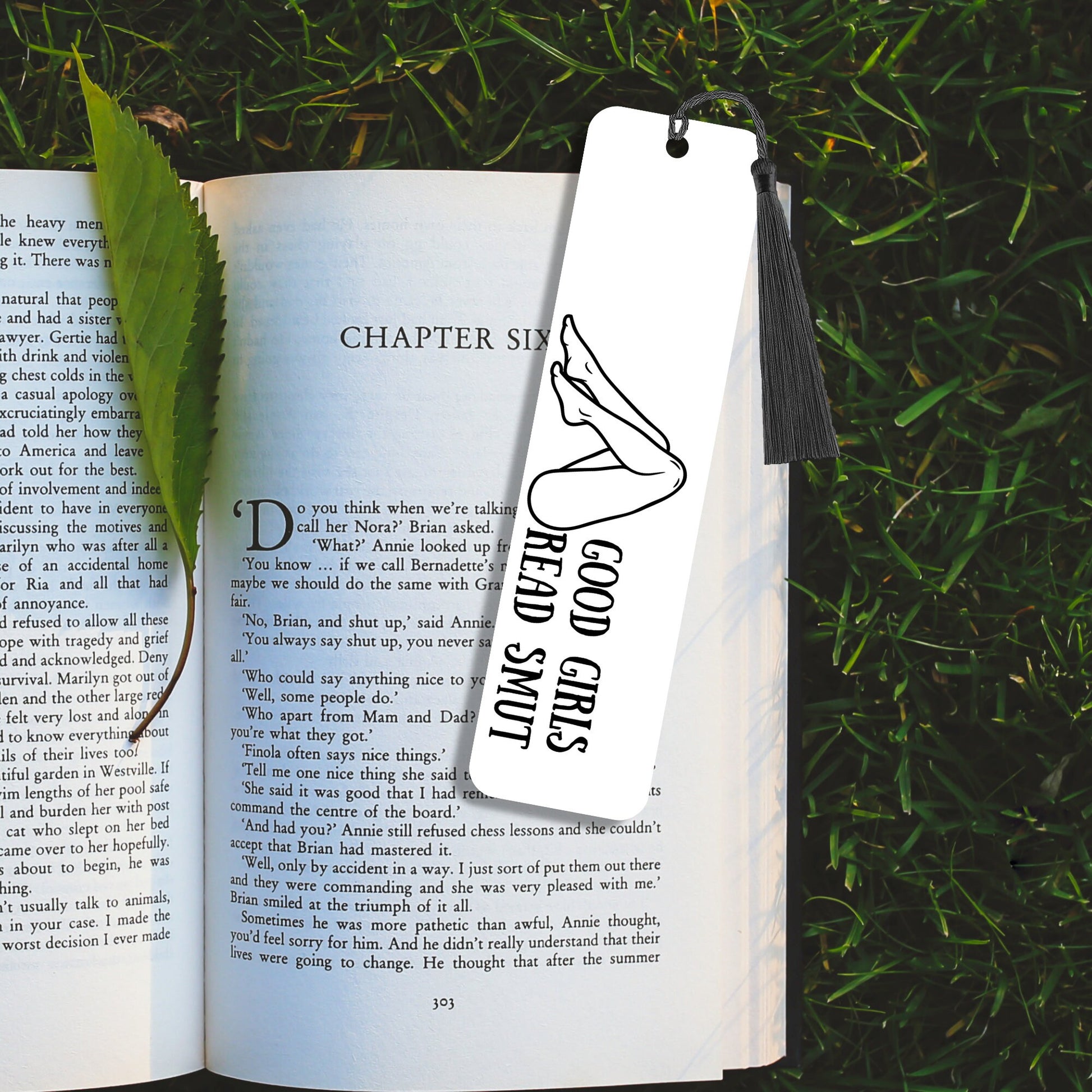 good girls read smut bookmark, dark romance, metal bookmark, reading, book lover gift, bookish, cute bookmarks